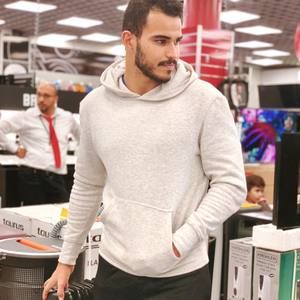 Meet your Posher, Moncef